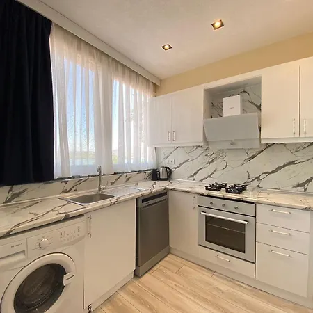 Stylish Sea View 2 Bedroom Steps To The Semesterbostad Bogazici